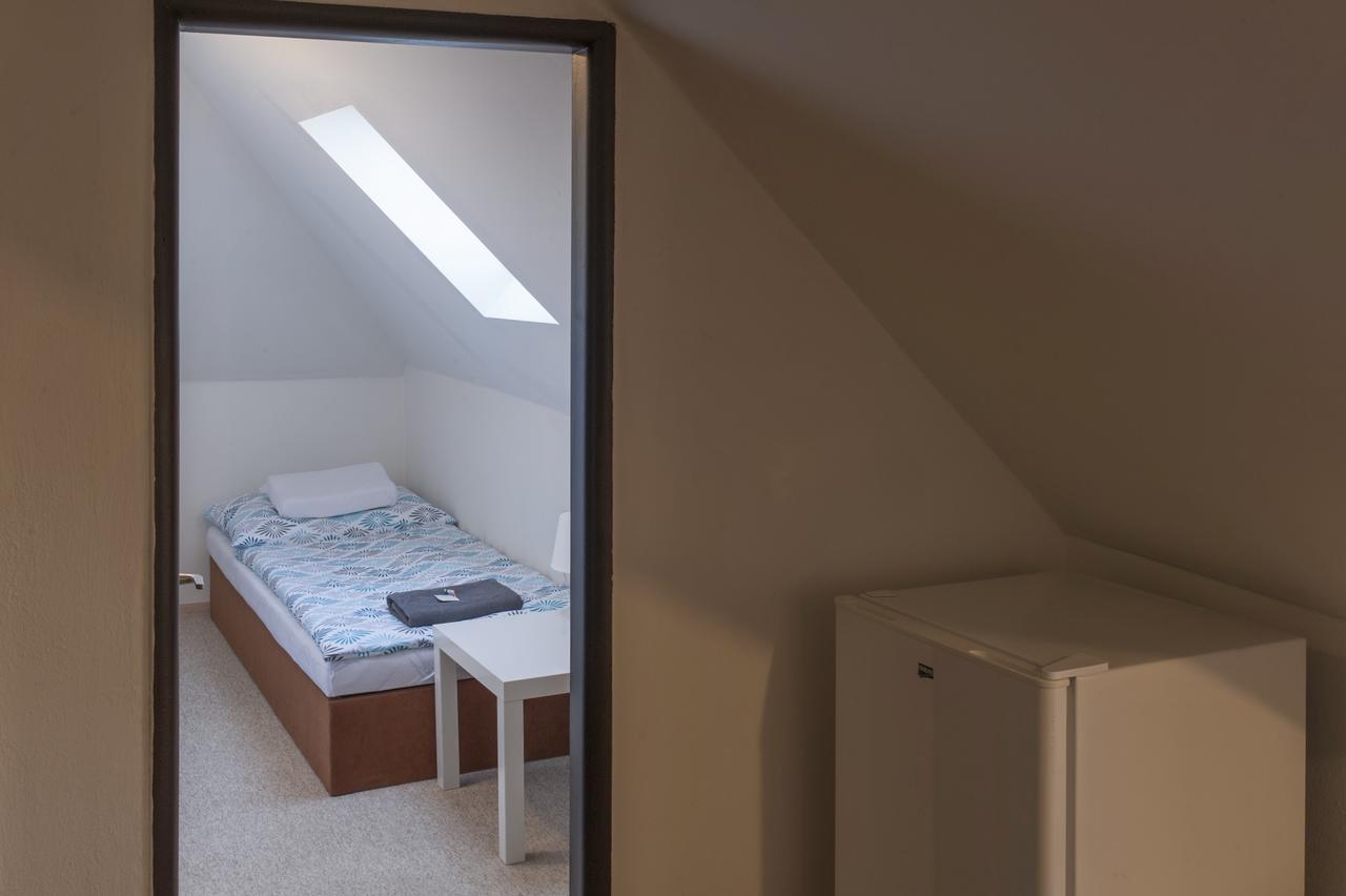 Penzion "U Nadrazi" Horšovský Týn Bagian luar foto